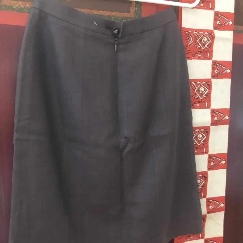 Auth CHANEL SUIT 100% Linen Jacket & Skirt size 38